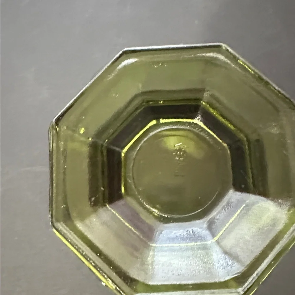 Indiana glass vintage grape vase